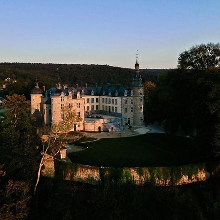 Le Chateau De Mirwart Eksteriør billede