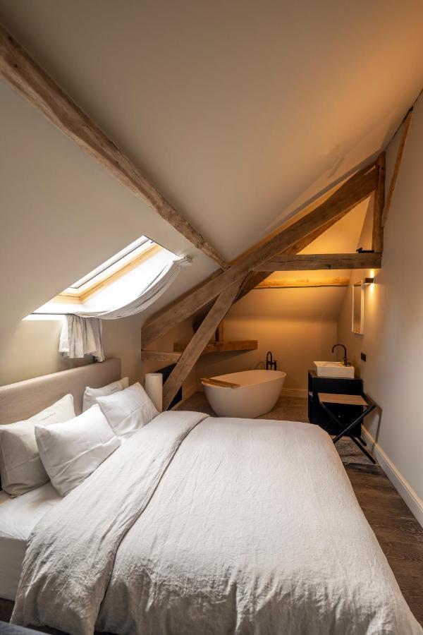 Le Chateau De Mirwart Eksteriør billede